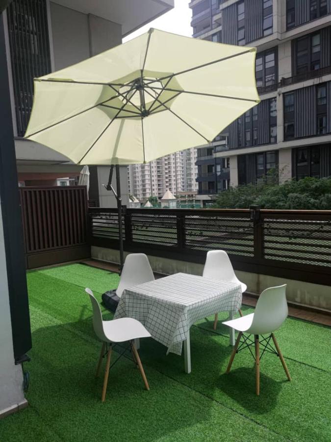 Biggest Balcony Premium Unit 1-5pax @arcoris Mont Tiara Kuala Lumpur